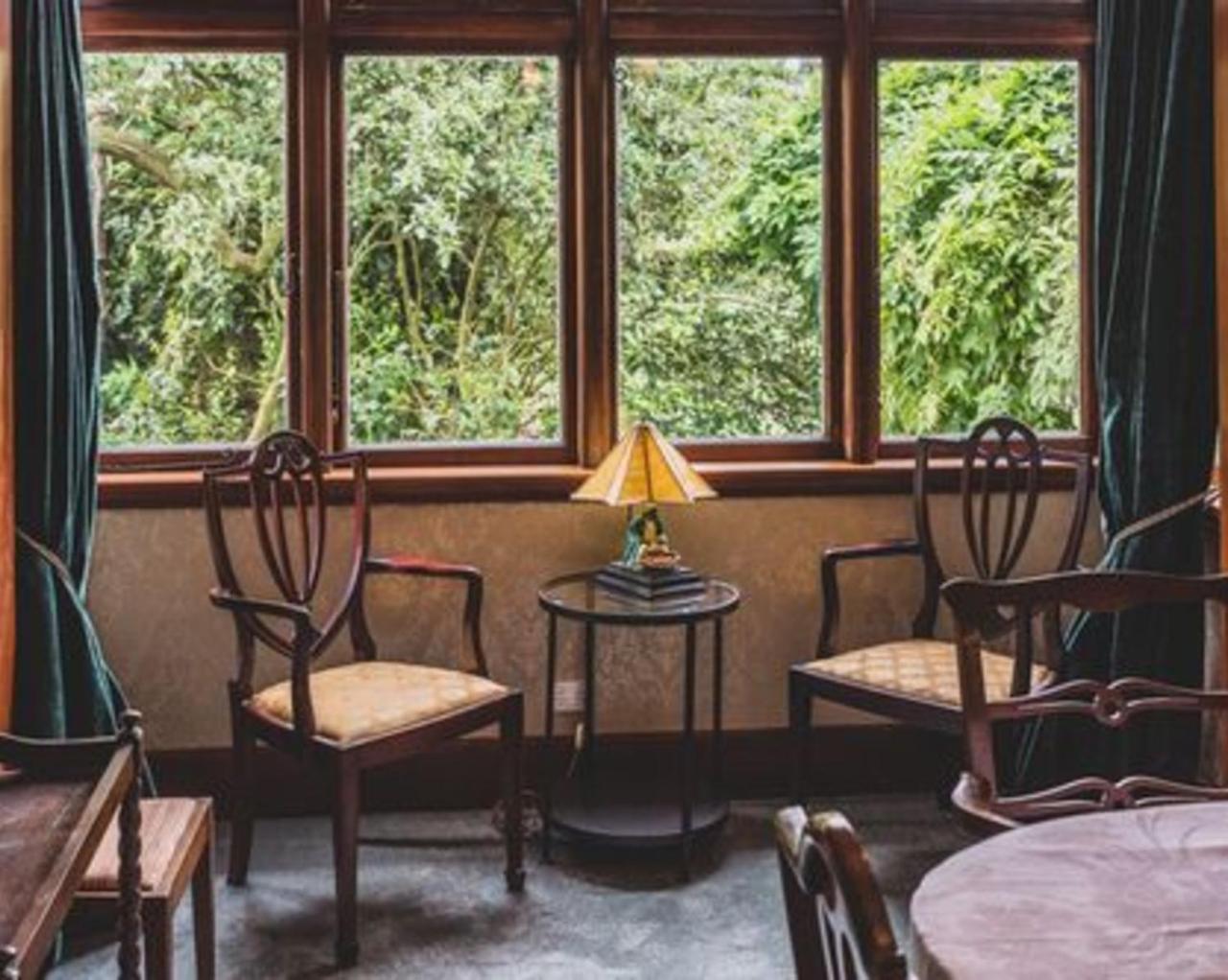 Hemsworth Estate Guest House Elgin Bagian luar foto